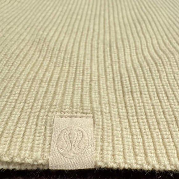 Lululemon Merino Wool Blend Crewneck Sweater - Picture 8 of 9